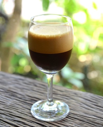 Shakerato gồm 3 nguyên liệu chính: Espresso, đường và đá viên